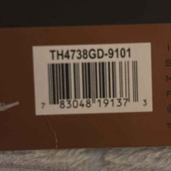 FRYE Corduroy Plush Blanket Throw -Powder Blue/Cream -TH4738GD-9101 -50" x 60" - Picture 10 of 10